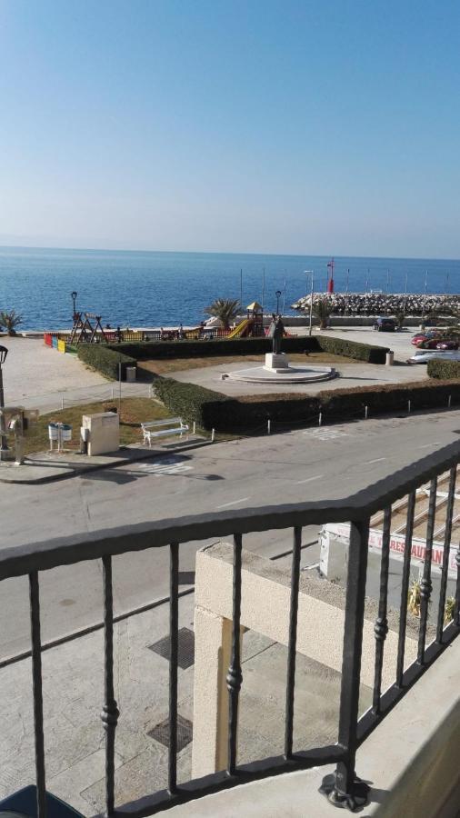 Apartment Dalma Podgora Zewnętrze zdjęcie